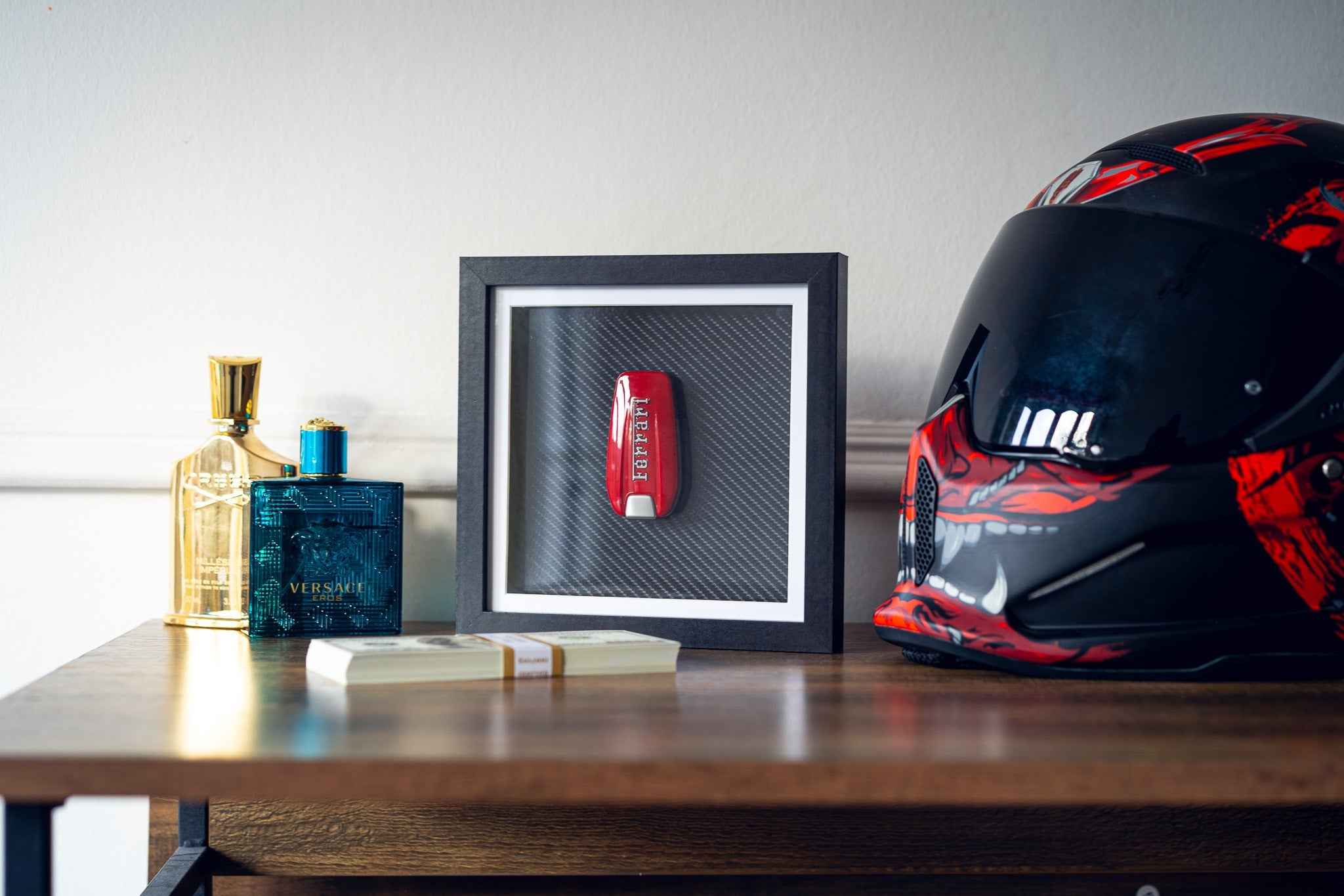'Carbon Luxury' - Ferrari (Slim Frame) Carta Verde