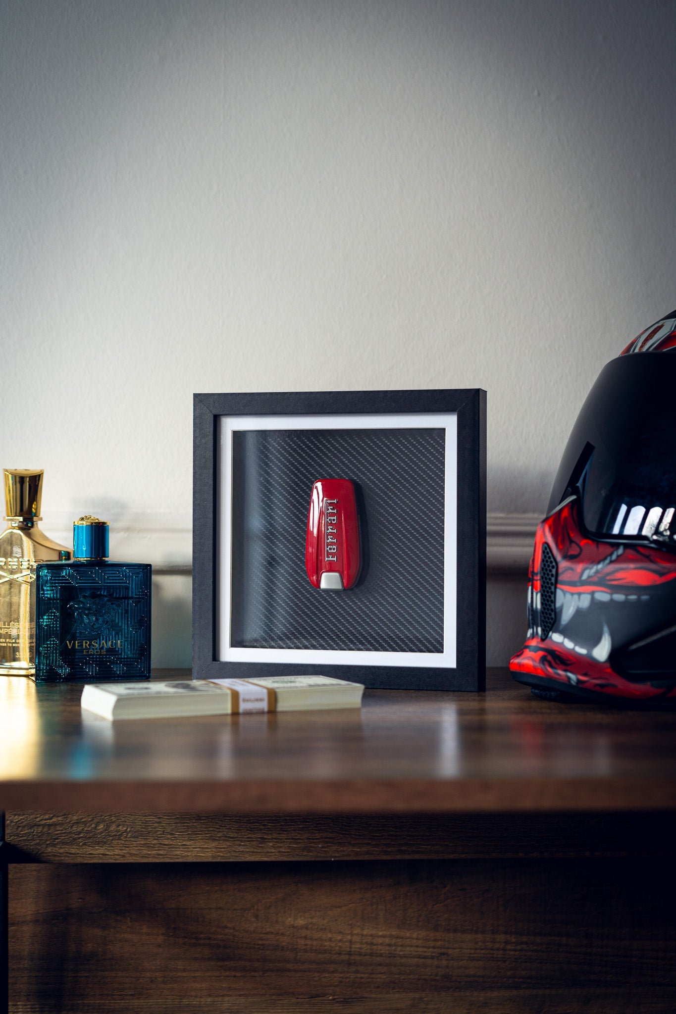 'Carbon Luxury' - Ferrari (Slim Frame) Carta Verde