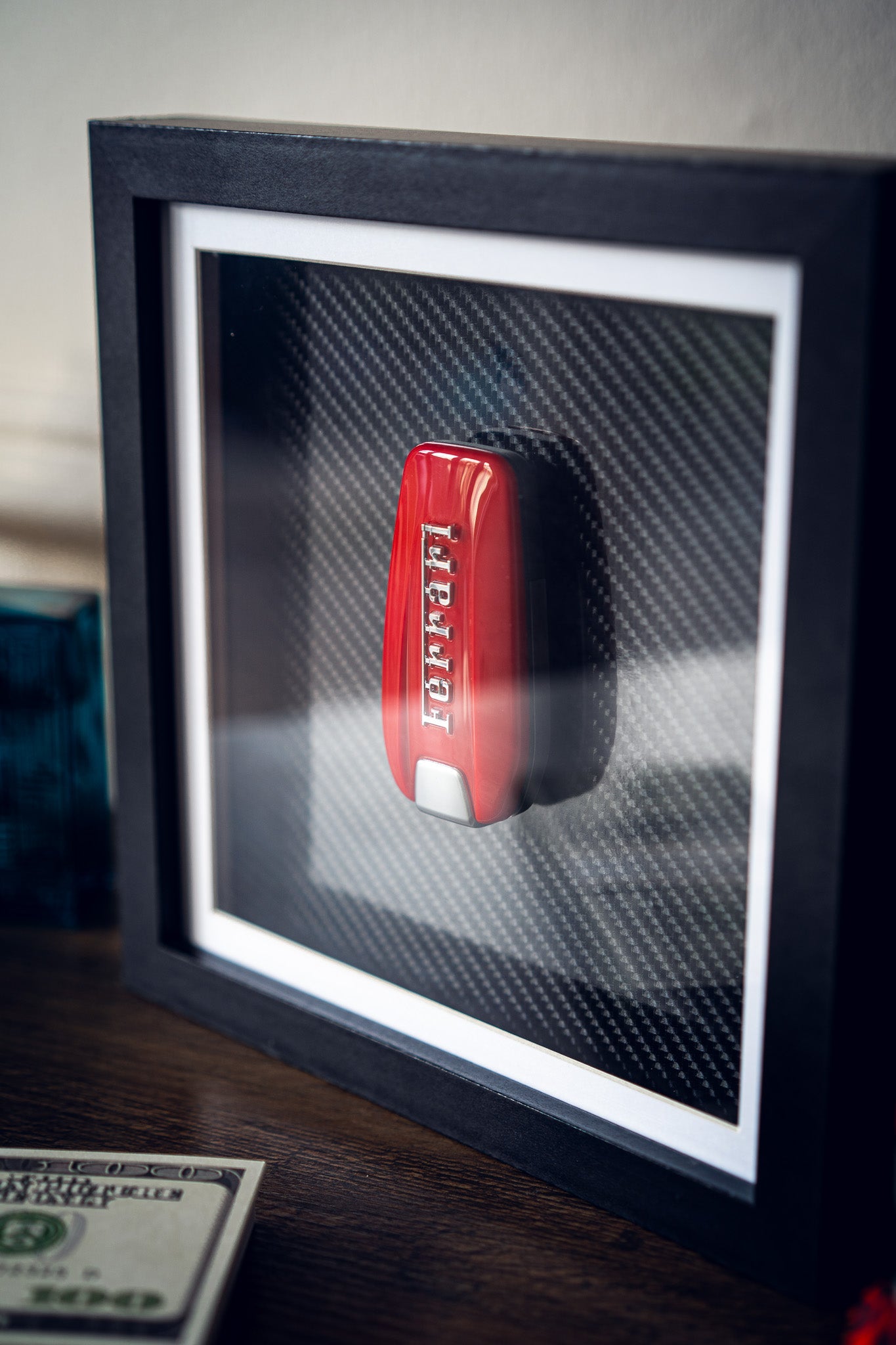 'Carbon Luxury' - Ferrari (Slim Frame) Carta Verde