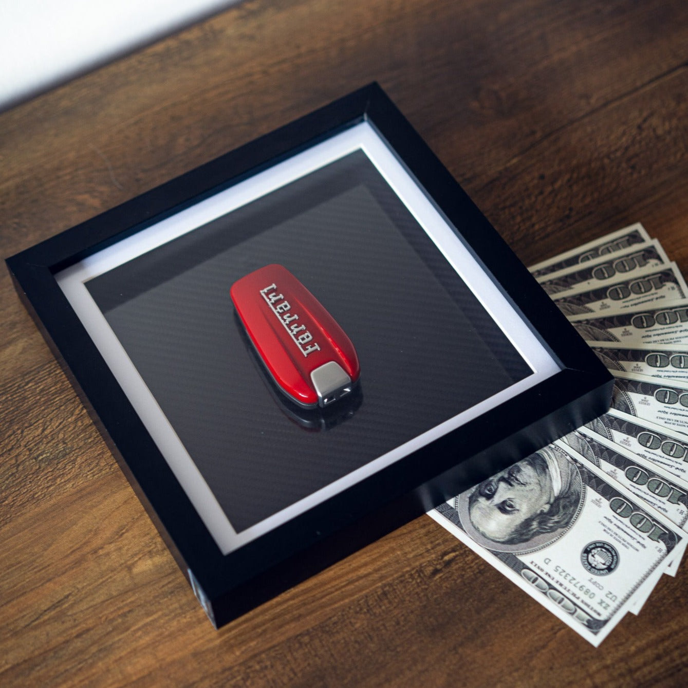 'Carbon Luxury' - Ferrari (Slim Frame) Carta Verde