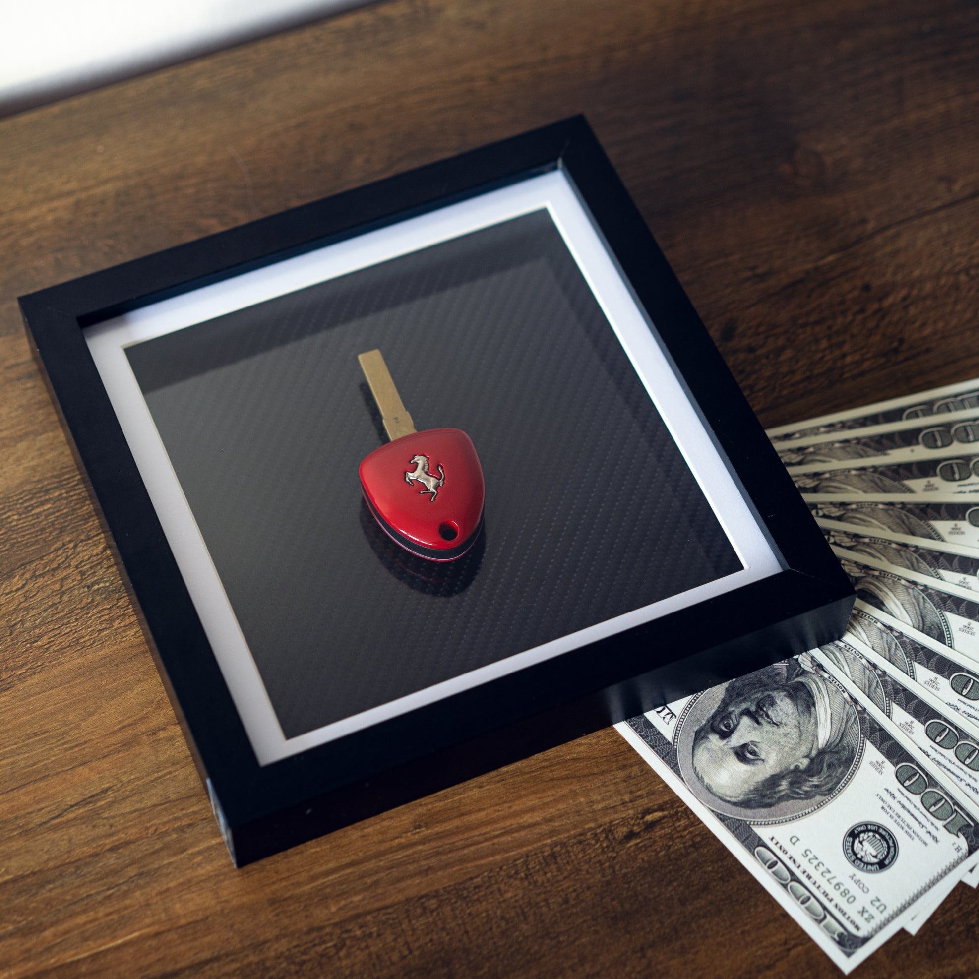 'Carbon Luxury' - Ferrari (Slim Frame) Carta Verde