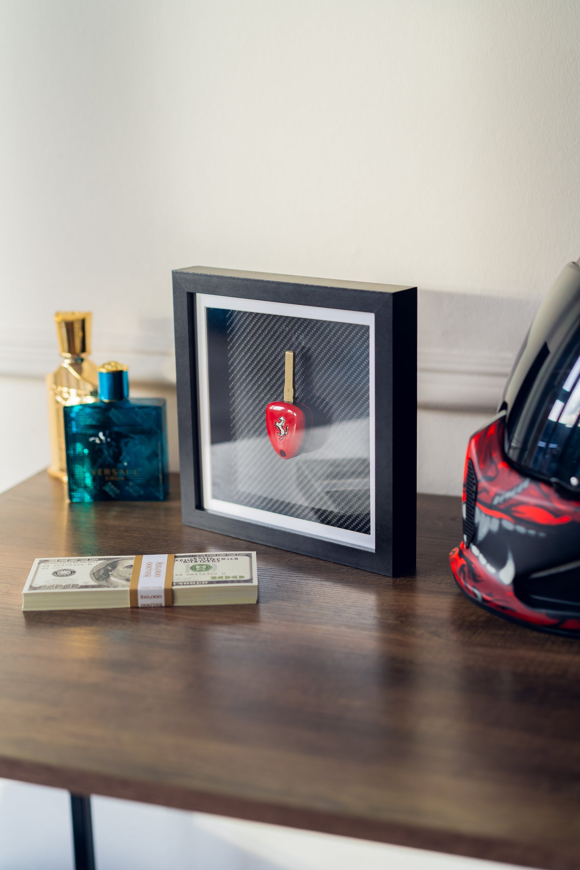 'Carbon Luxury' - Ferrari (Slim Frame) Carta Verde