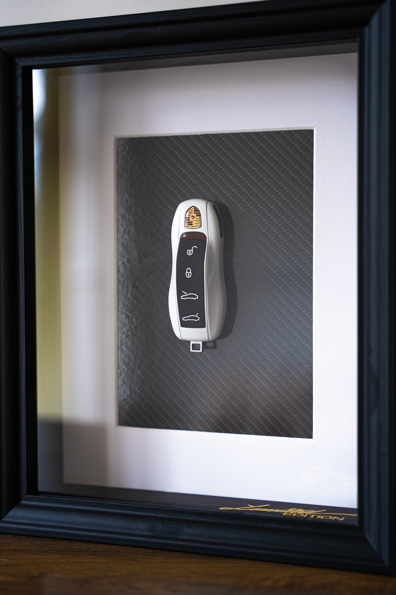 'Carbon Luxury' - Porsche Carta Verde