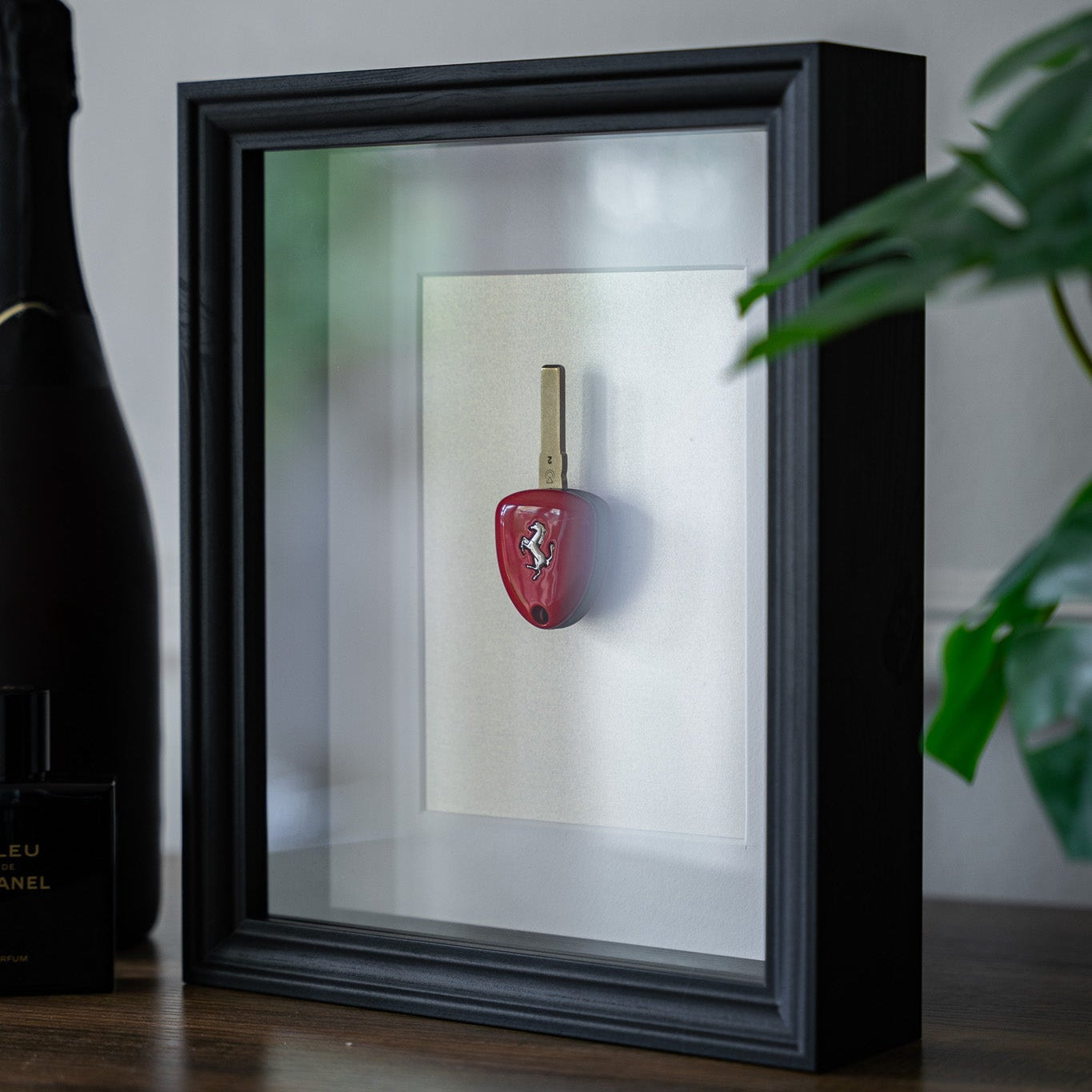 'Carbon Luxury' - Ferrari Carta Verde