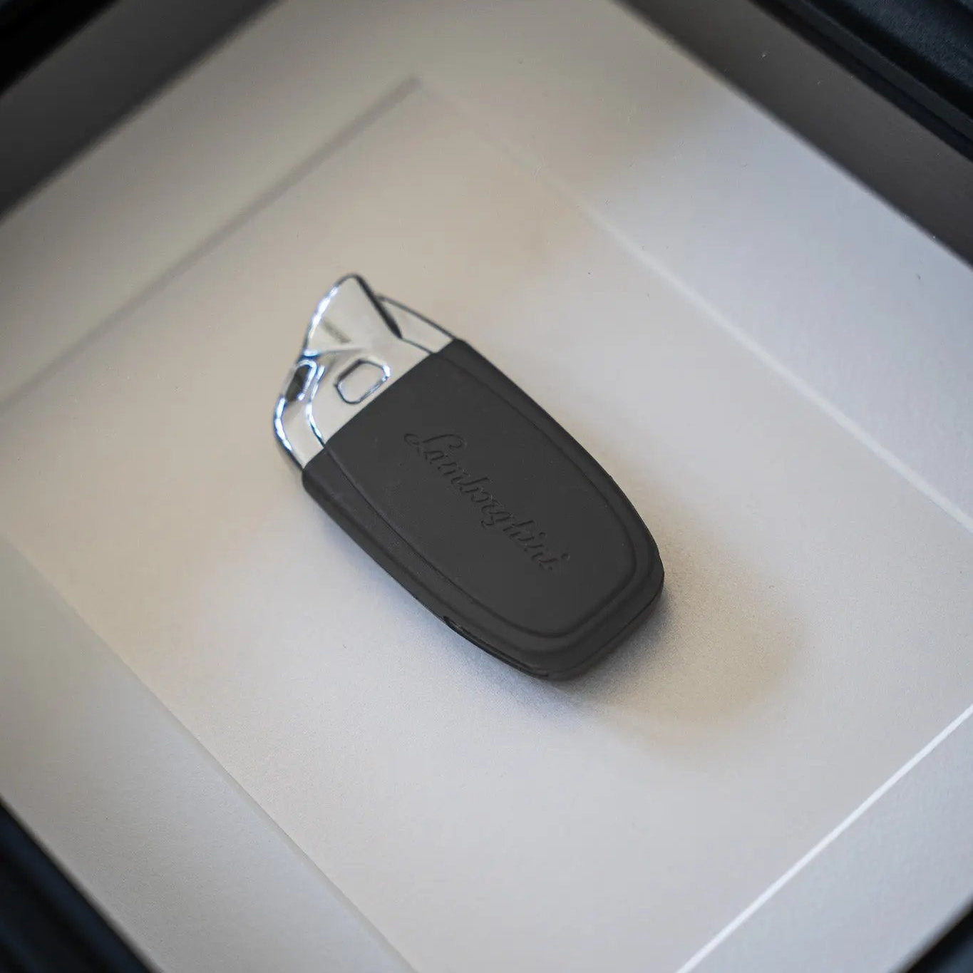 'Carbon Luxury' - Lamborghini Carta Verde