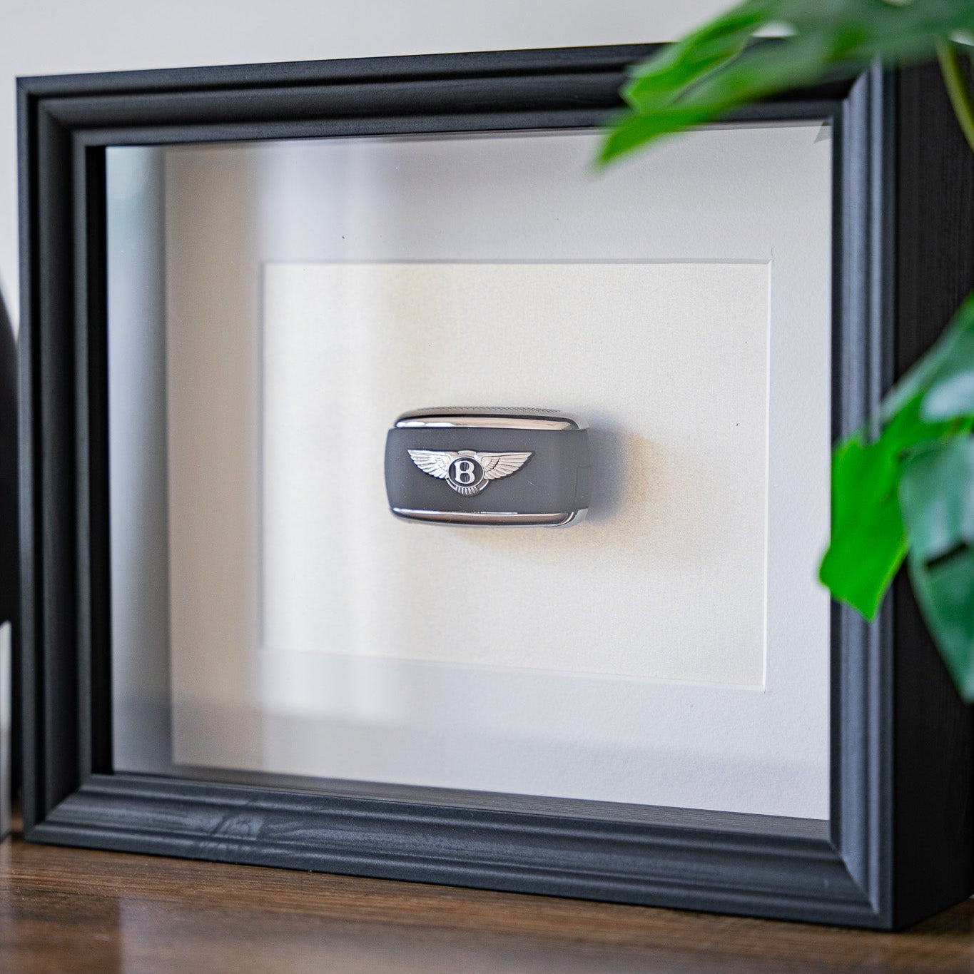 'Carbon Luxury' - Bentley Carta Verde