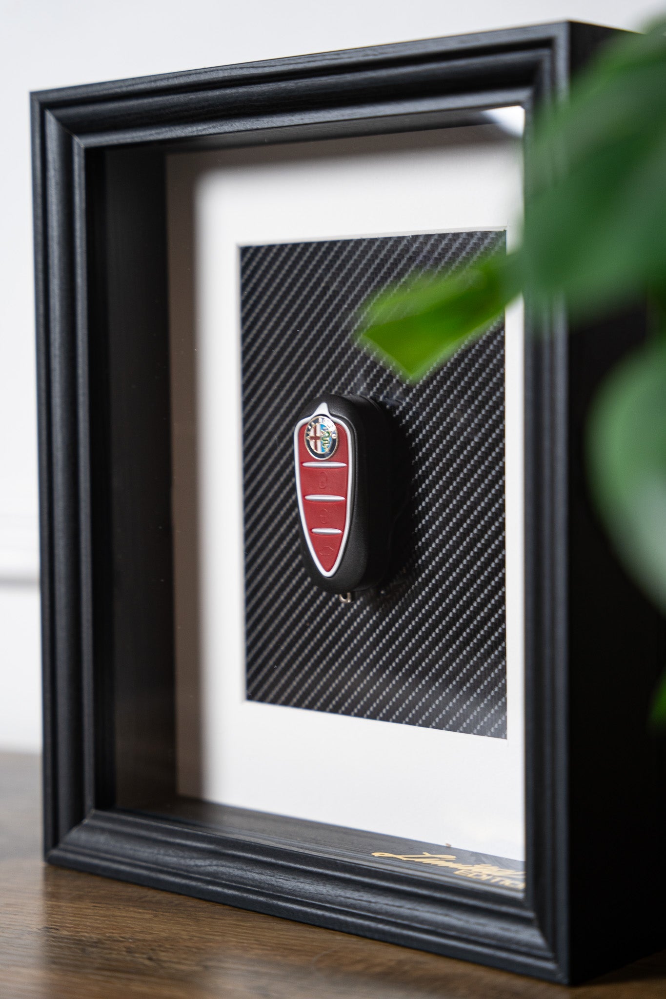'Carbon Luxury' - Alfa Romeo Carta Verde