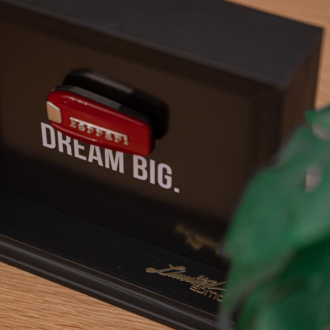 'DREAM BIG.' ✦