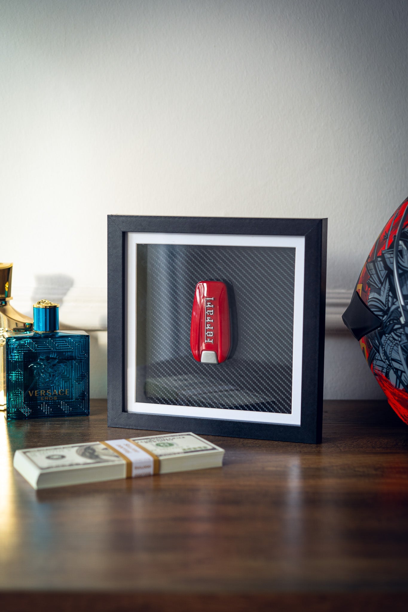 'Carbon Luxury' - Ferrari (Slim Frame) Carta Verde