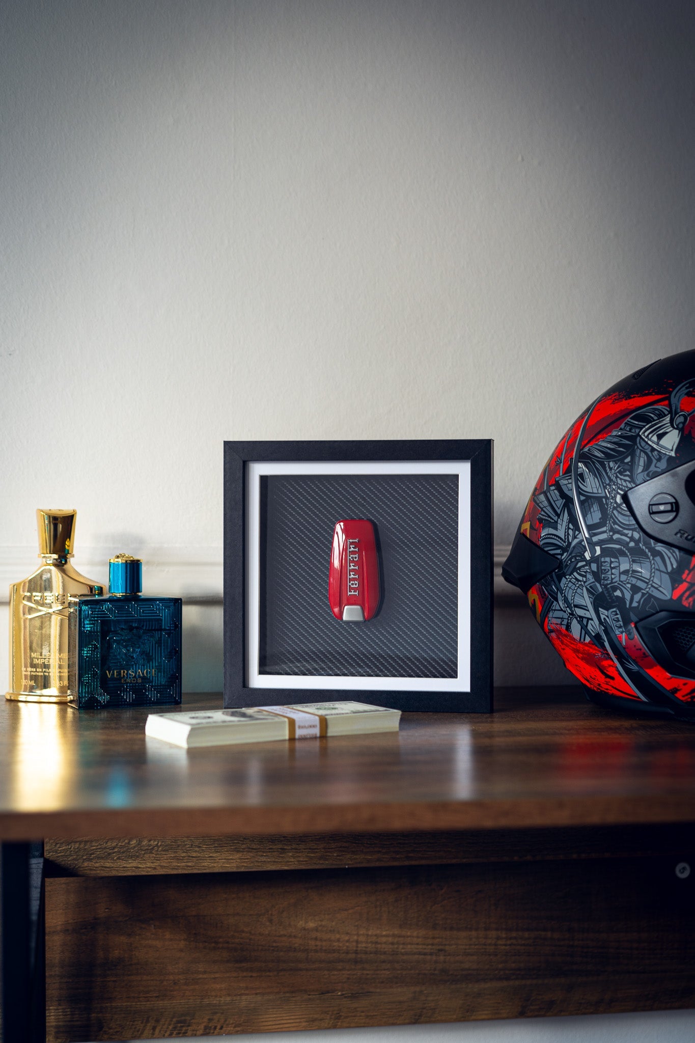 'Carbon Luxury' - Ferrari (Slim Frame) Carta Verde
