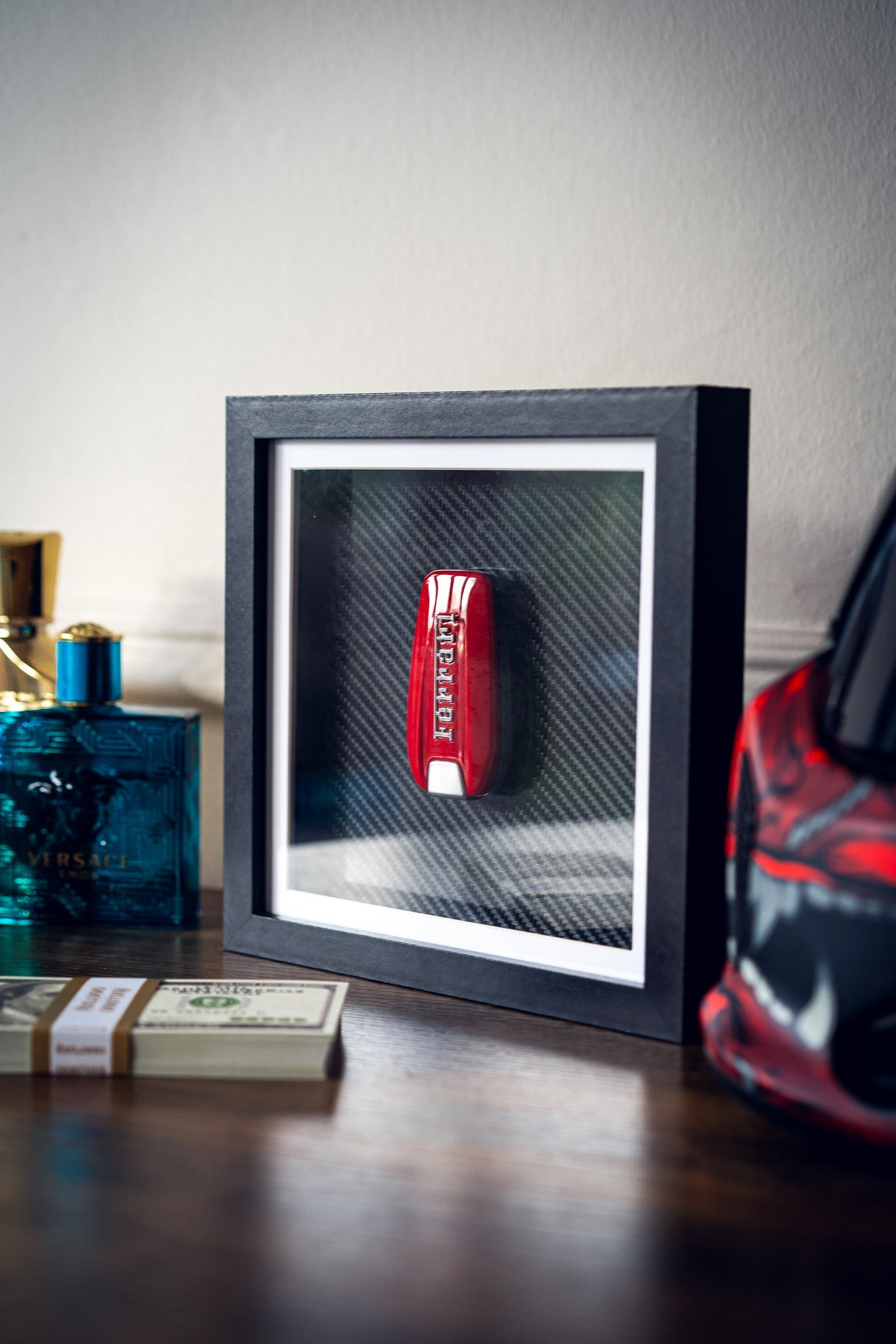 'Carbon Luxury' - Ferrari (Slim Frame) Carta Verde