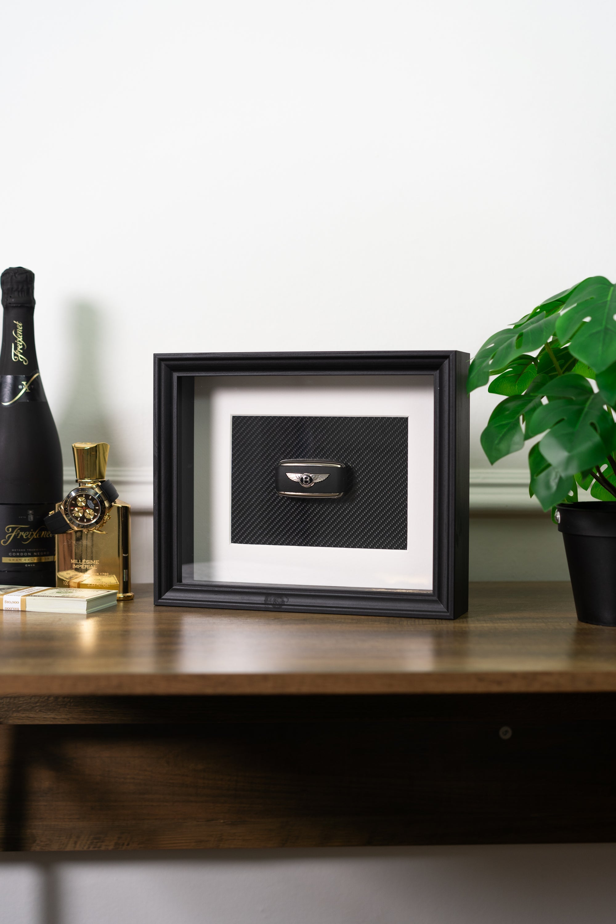 'Carbon Luxury' - Bentley Carta Verde