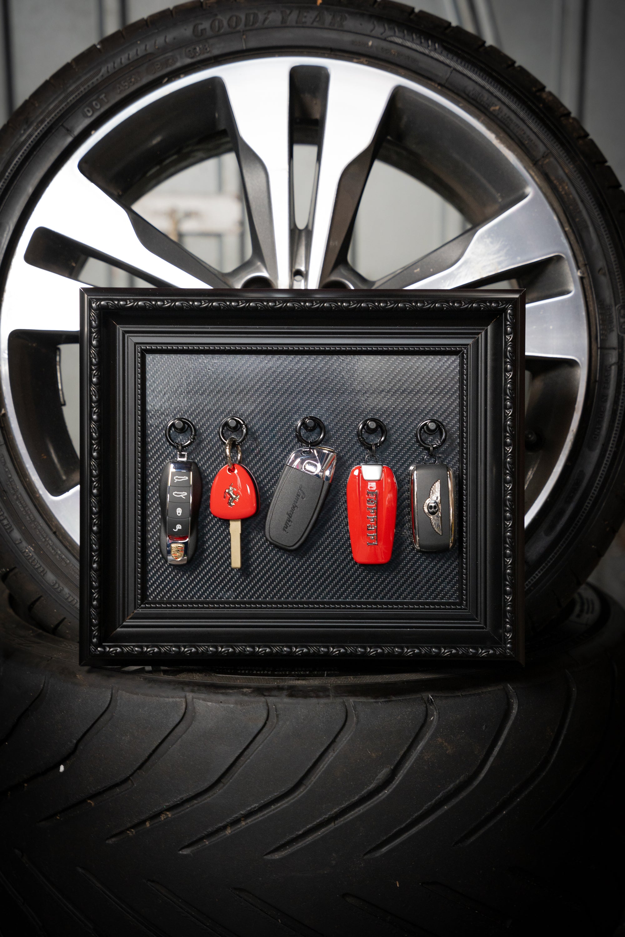 'The Dream' - Car Key Collection Carta Verde