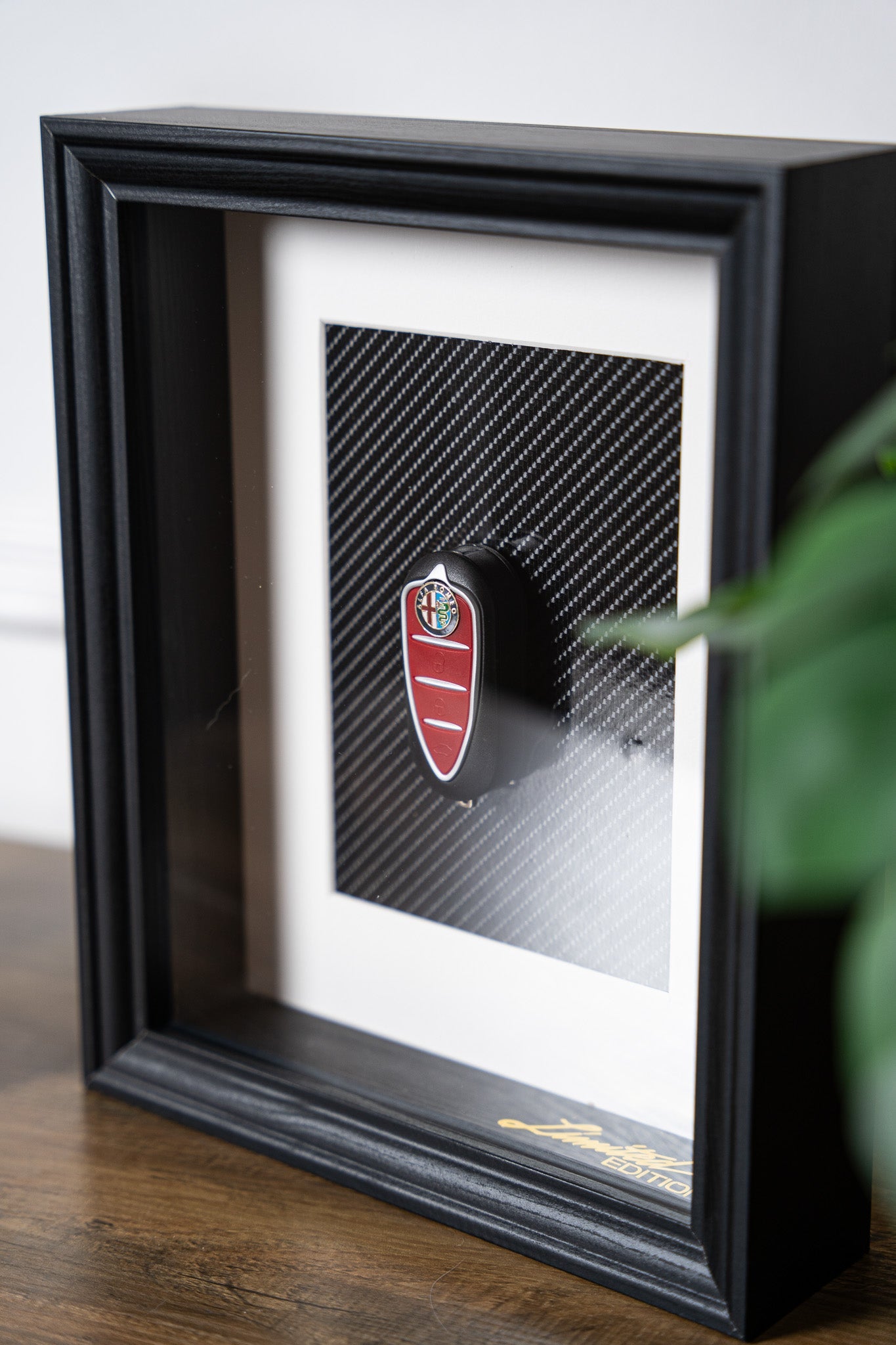 'Carbon Luxury' - Alfa Romeo Carta Verde