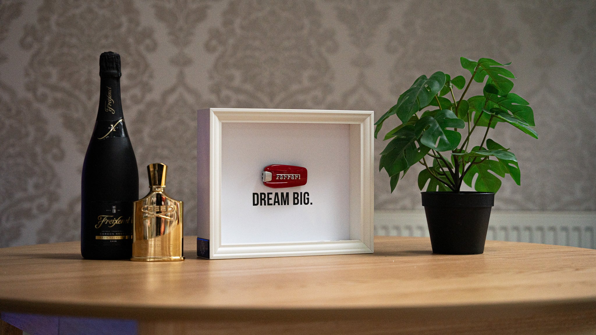 'DREAM BIG.' ✦
