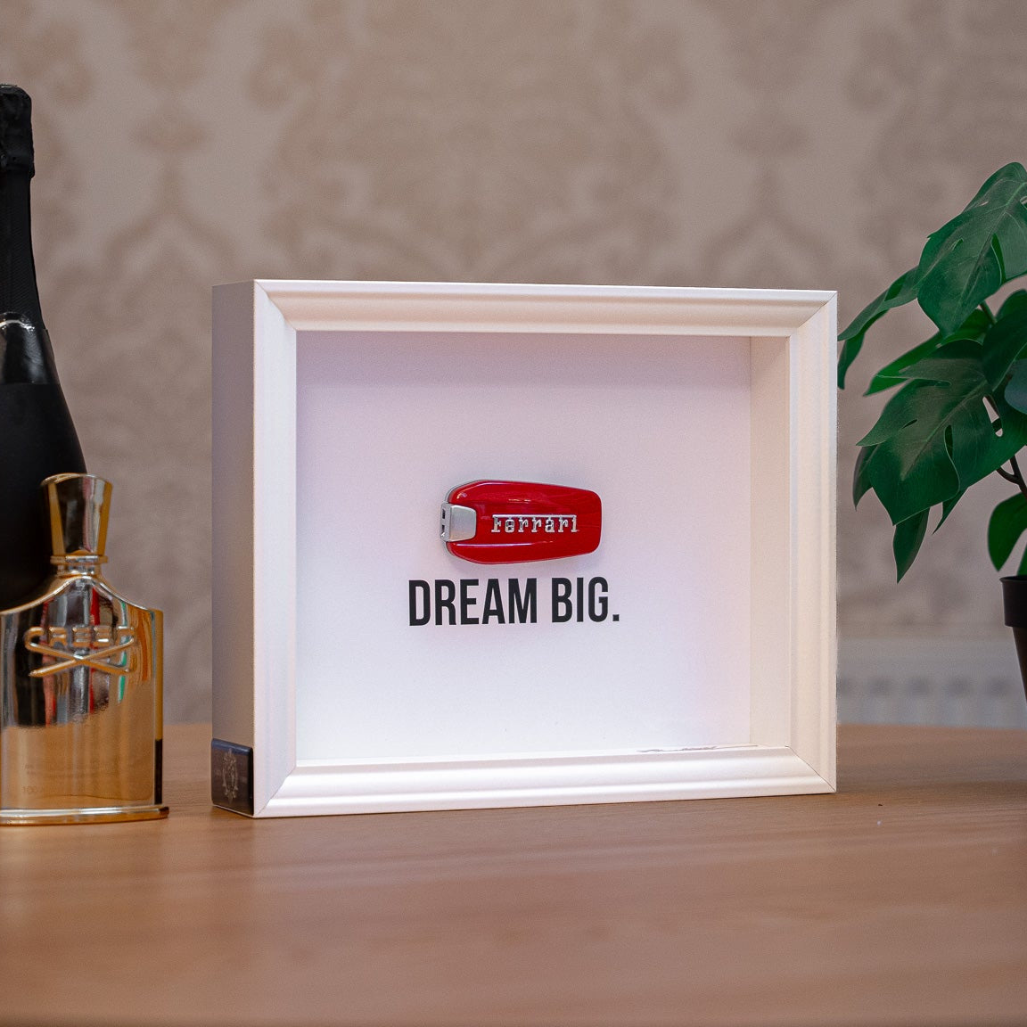 'DREAM BIG.' ✦